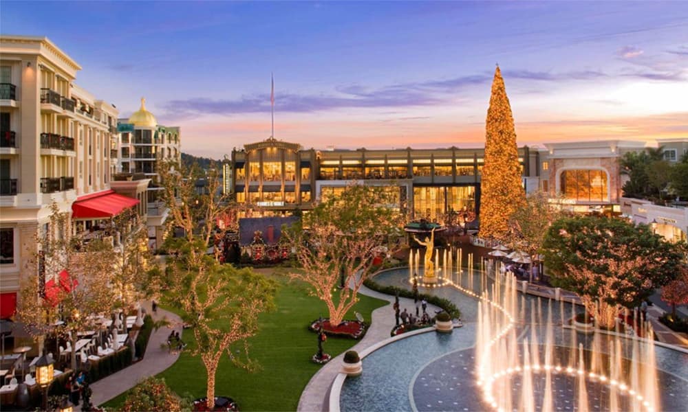 The Americana at Brand | Local Attractions - Avalon Outpatient Surgery Center